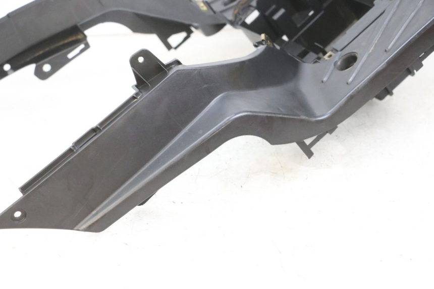 photo de TRITTBRETT VERKLEIDUNG PEUGEOT TWEET PRO EFI 4T 50 (2021 - 2022)