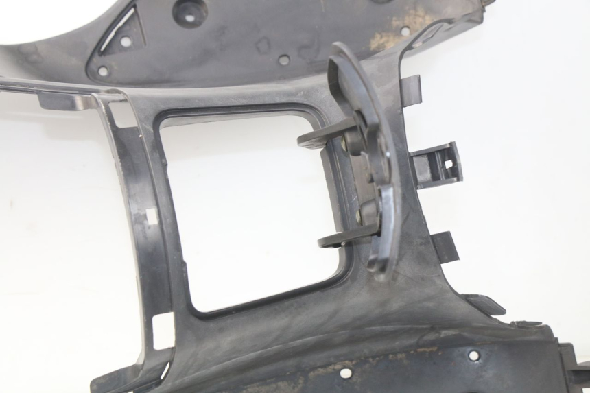 photo de TRITTBRETT VERKLEIDUNG SUZUKI UC EPICURO 125 (1999 - 2003)
