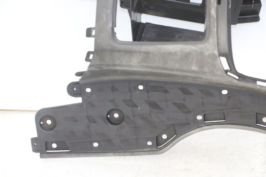 photo de TRITTBRETT VERKLEIDUNG SUZUKI UH BURGMAN 125 (2002 - 2006)
