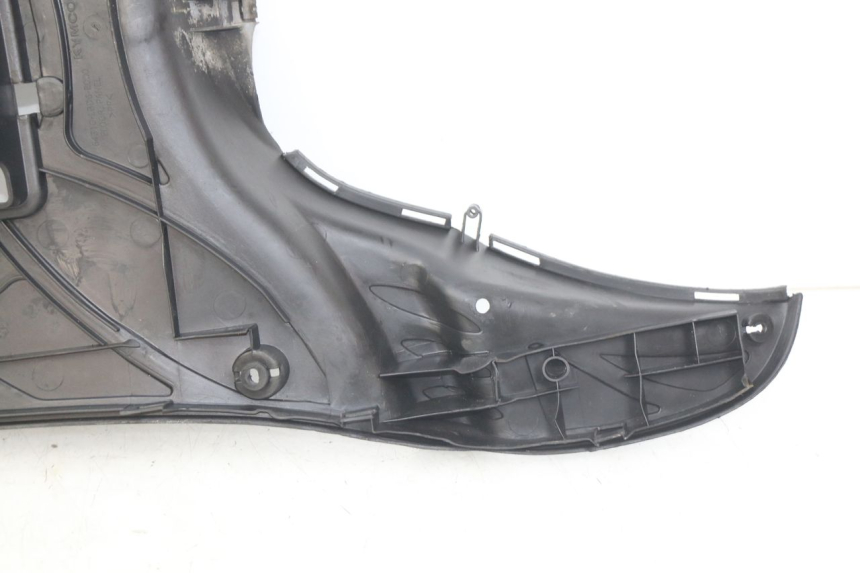 photo de FUßRASTE KYMCO VITALITY 2T 50 (2004 - 2010) - Details der Befestigungspunkte