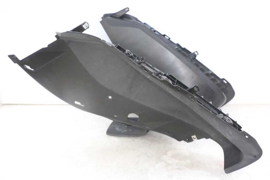 photo de FUßRASTE YAMAHA X-MAX XMAX 125 (2010 - 2014)
