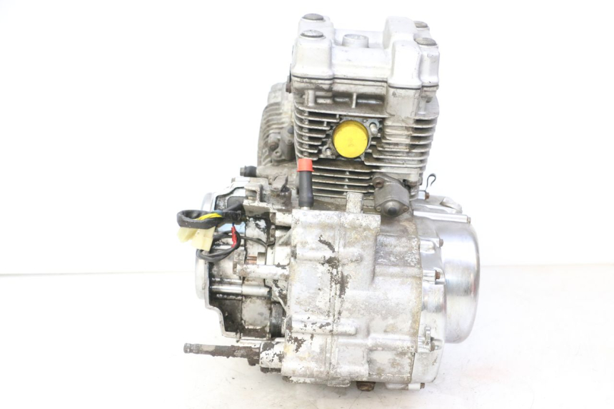 photo de MOTOR HYOSUNG GV AQUILA 125 (2000 - 2004)