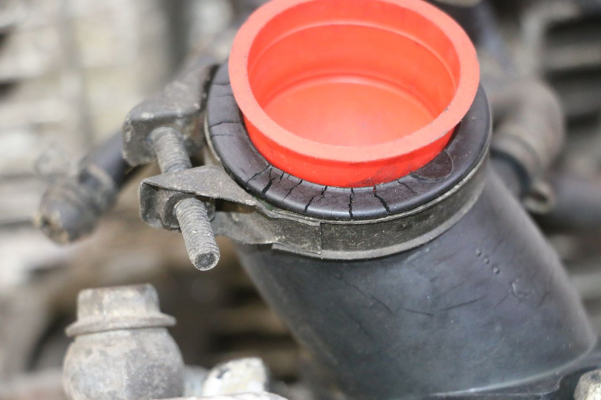 photo de MOTOR HYOSUNG GV AQUILA 125 (2000 - 2004)