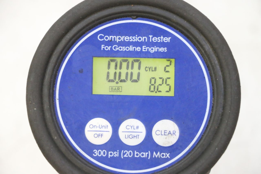 photo de MOTOR HYOSUNG GV AQUILA 125 (2000 - 2004)