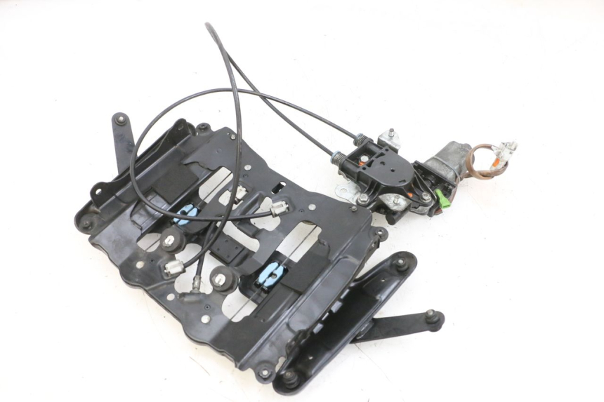 photo de WINDSCHILD MOTOR SUZUKI BURGMAN 650 (2013 - 2020)