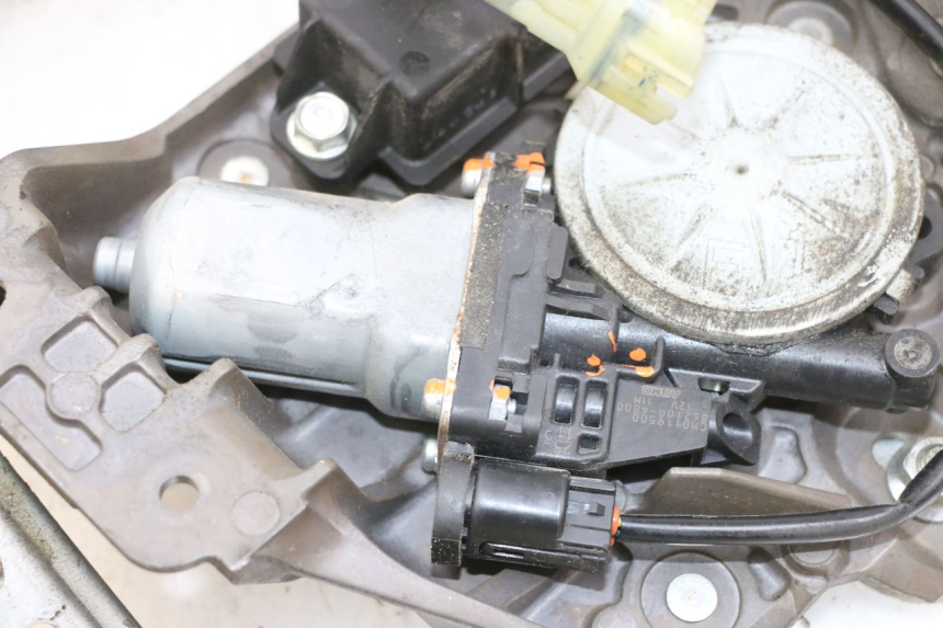 photo de MOTORHAUBE YAMAHA FJR ABS 1300 (2006 - 2012) - Oberflächenzustand und Material