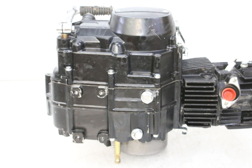 photo de MOTOR LONCIN DIRT BIKE 125