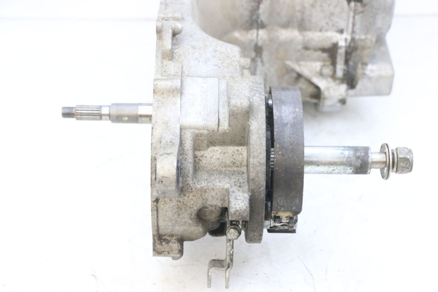 photo de MOTOR PEUGEOT ELYSEO 125 (1999 - 2004) - Details der Befestigungspunkte