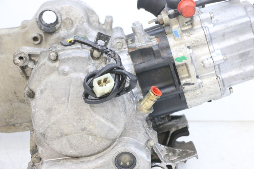 photo de MOTOR PEUGEOT ELYSEO 125 (1999 - 2004) - Kennzeichnungen und Originalreferenzen