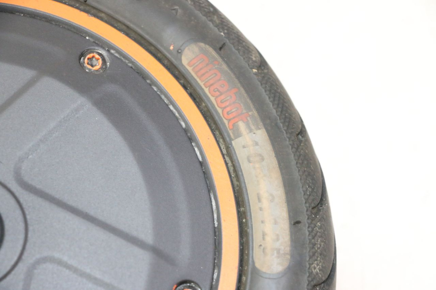 photo de MOTOR SEGWAY NINEBOT F65I 1