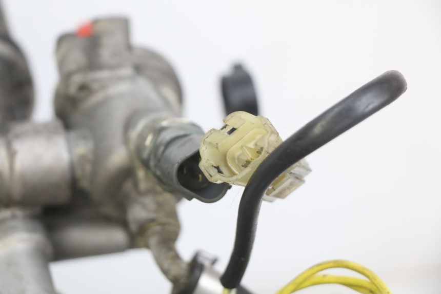 photo de MOTOR HONDA FES PANTHEON 125 (2003 - 2007) - Gesamtansicht des Produkts