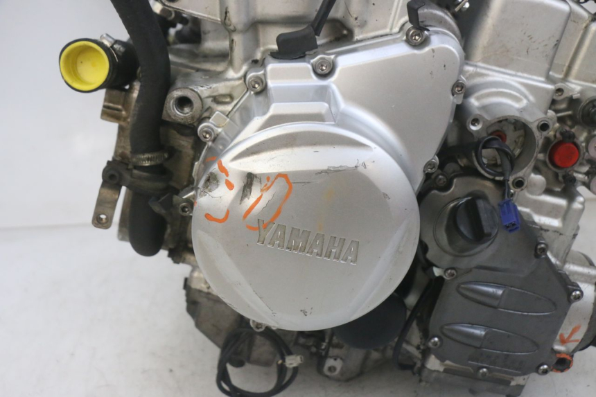 photo de MOTOR YAMAHA FJR ABS 1300 (2006 - 2012) - Details der Befestigungspunkte