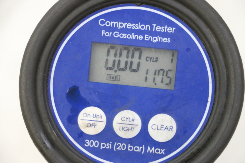 photo de MOTOR YAMAHA FZ6 N FAZER 600 (2004 - 2006)