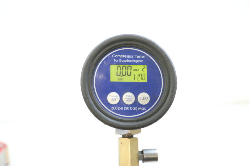 photo de MOTOR KAWASAKI GPX R WARBIRD 600 (1988 - 1993) - Zoom auf Komponenten