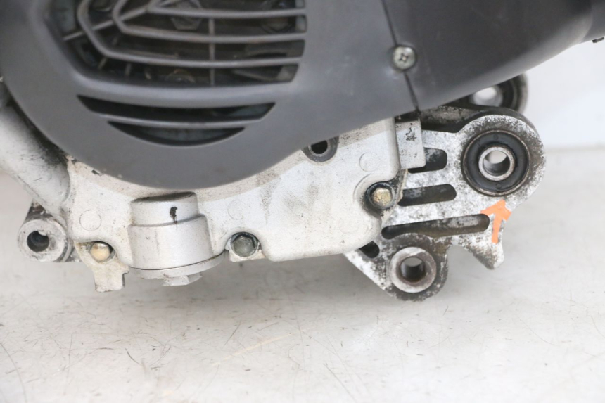 photo de MOTOR PEUGEOT KISBEE 4T 50 (2018 - 2022) - Zoom auf Gebrauchszustand