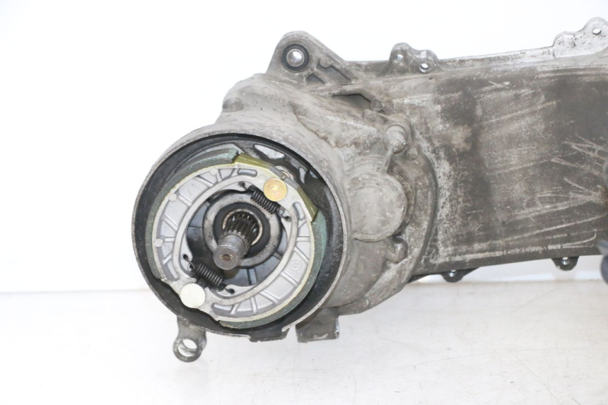 photo de MOTOR PEUGEOT KISBEE 4T 50 (2018 - 2022) - Alternative Perspektive