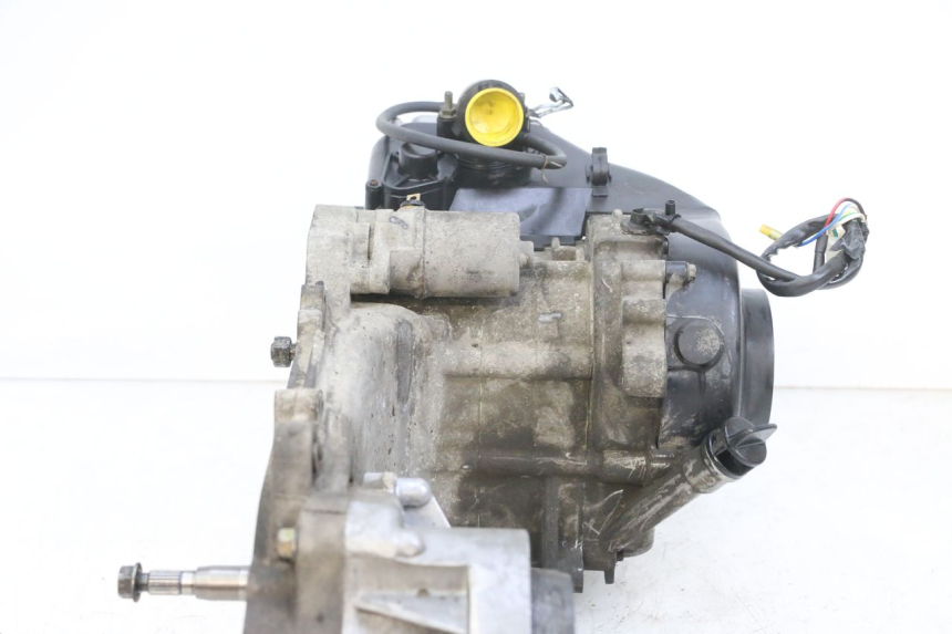 photo de MOTOR PEUGEOT KISBEE 4T 50 (2010 - 2017) - Kennzeichnungen und Originalreferenzen