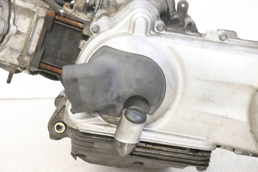 photo de MOTOR PIAGGIO MP3 125 (2006 - 2014)