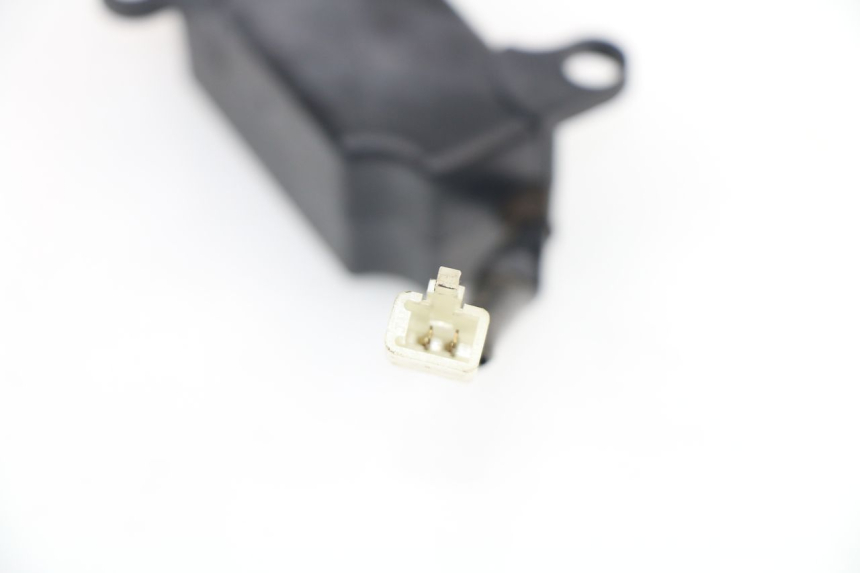 photo de KOFFERRAUMÖFFNUNGSMOTOR SYM FIDDLE 2 125 (2010 - 2013)