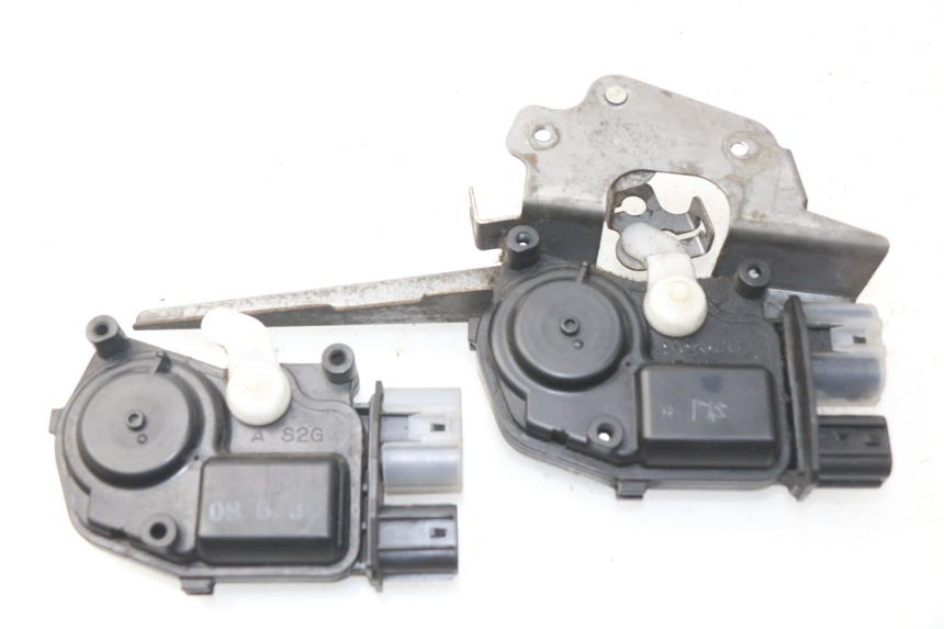 photo de SITZBANKSCHLOSS MOTOR  HONDA NSS EX FORZA 250 (2008 - 2009)