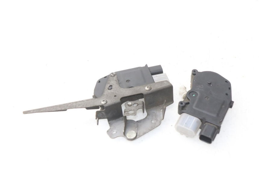 photo de SITZBANKSCHLOSS MOTOR  HONDA NSS EX FORZA 250 (2008 - 2009)
