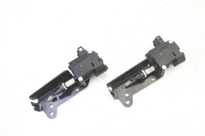 photo de SITZBANKSCHLOSS MOTOR  PIAGGIO MP3 HPE 310 (2024 - 2025)