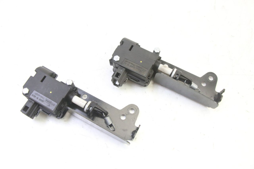photo de SITZBANKSCHLOSS MOTOR  PIAGGIO MP3 HPE 310 (2024 - 2025)