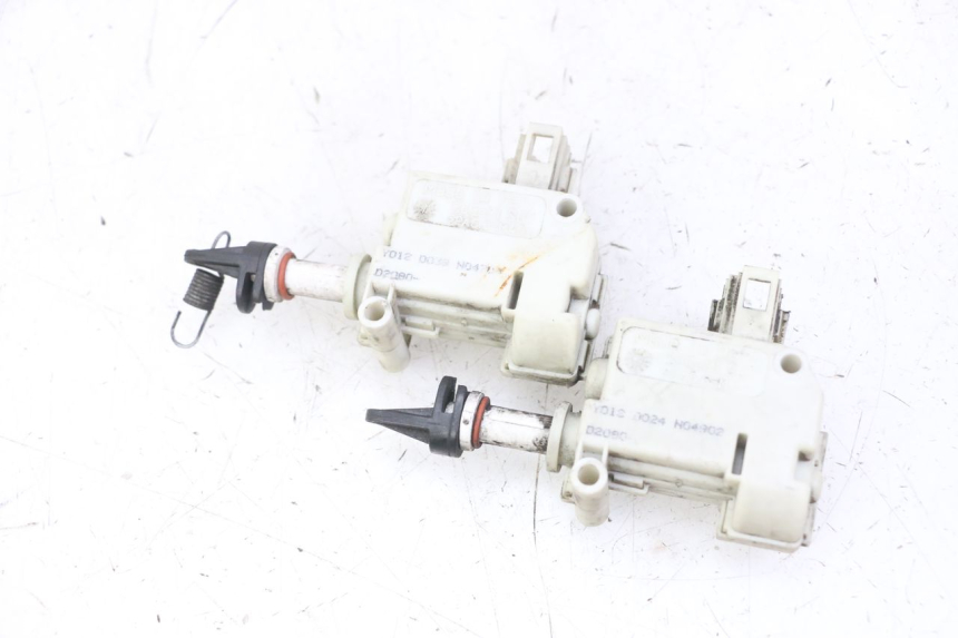 photo de SITZBANKSCHLOSS MOTOR  PIAGGIO MP3 LT 300 (2010 - 2016)