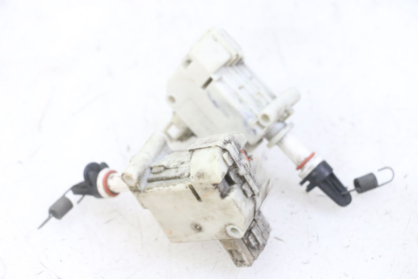 photo de KOFFERRAUMÖFFNUNGSMOTOR PIAGGIO MP3 LT 300 (2010 - 2016)