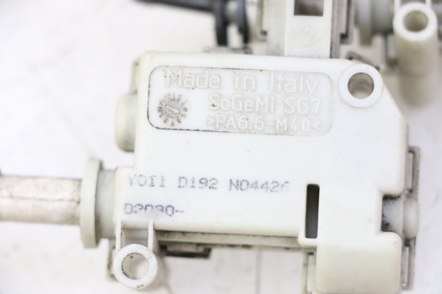 photo de SITZBANKSCHLOSS MOTOR  PIAGGIO MP3 500 (2011 - 2015)