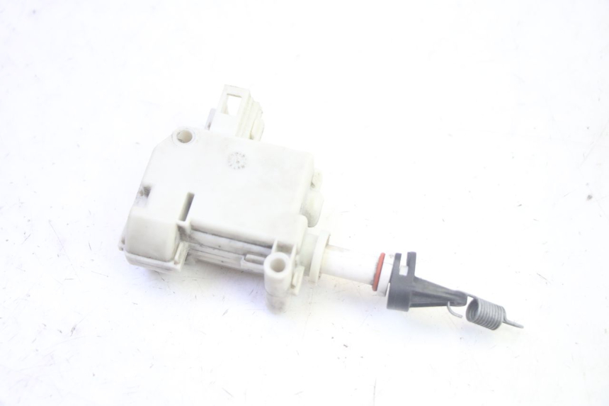 photo de SITZBANKSCHLOSS MOTOR  PIAGGIO MP3 500 (2016 - 2018) - Hauptansicht