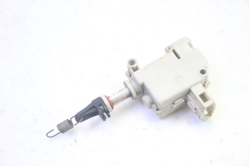 photo de SITZBANKSCHLOSS MOTOR  PIAGGIO MP3 RL 250 (2007 - 2010) - Alternative Perspektive