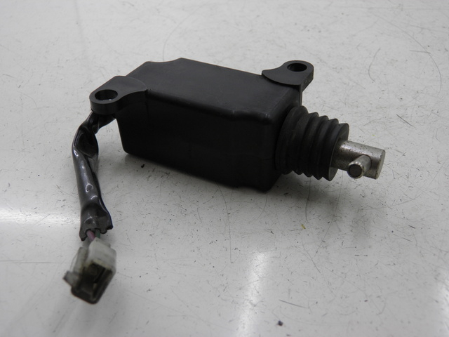 photo de SITZBANKSCHLOSS MOTOR  PEUGEOT TWEET 125 (2010 - 2017)