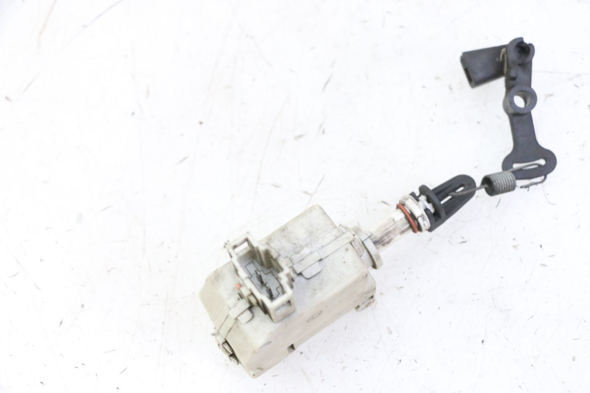 photo de SITZBANKSCHLOSS MOTOR  PIAGGIO VESPA GRANTURISMO 200 (2004 - 2005)
