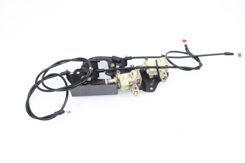 photo de SITZBANKSCHLOSS MOTOR  PIAGGIO X8 125 (2004 - 2007)