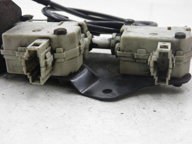 photo de SITZBANKSCHLOSS MOTOR  PIAGGIO X8 125 (2004 - 2007)