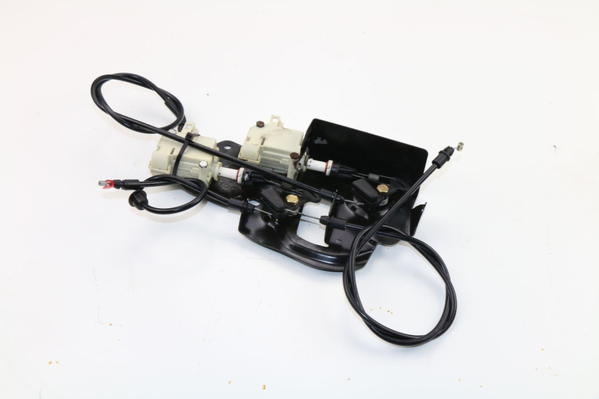 photo de SITZBANKSCHLOSS MOTOR  PIAGGIO X8 STREET 125 (2006 - 2007)