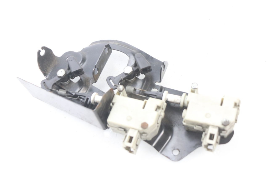 photo de SITZBANKSCHLOSS MOTOR  PIAGGIO XEVO - X EVO 125 (2007 - 2016)