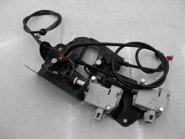 photo de SITZBANKSCHLOSS MOTOR  PIAGGIO XEVO - X EVO 125 (2010 - 2015)