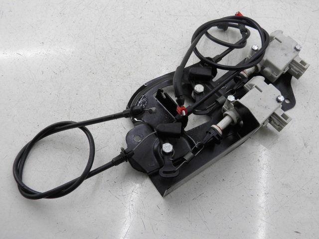photo de SITZBANKSCHLOSS MOTOR  PIAGGIO XEVO - X EVO 125 (2010 - 2015)