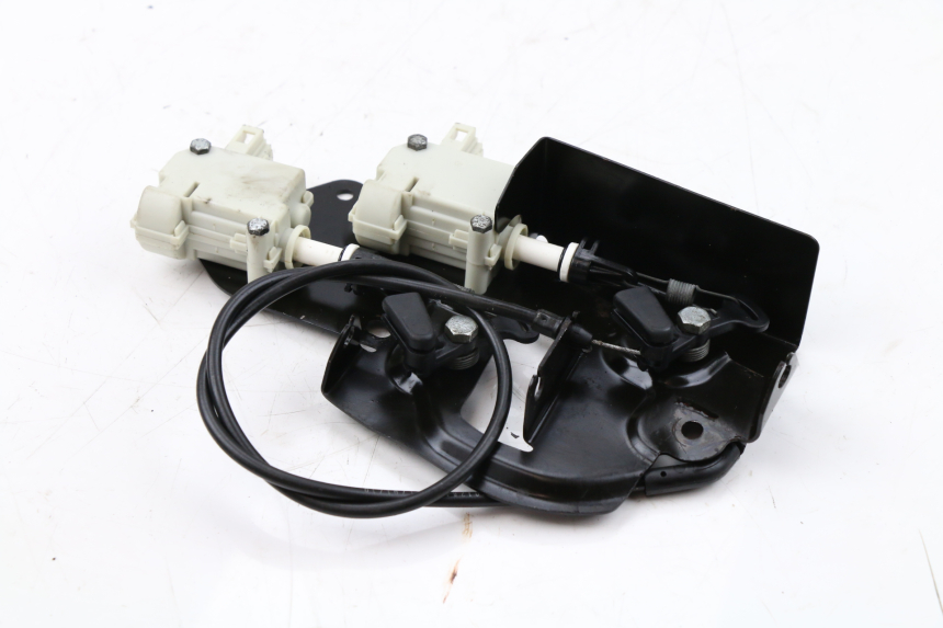 photo de SITZBANKSCHLOSS MOTOR  PIAGGIO XEVO - X EVO 125 (2010 - 2015)