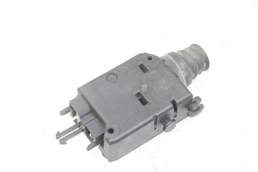 photo de SITZBANKSCHLOSS MOTOR  PEUGEOT SATELIS 125 (2013 - 2018)