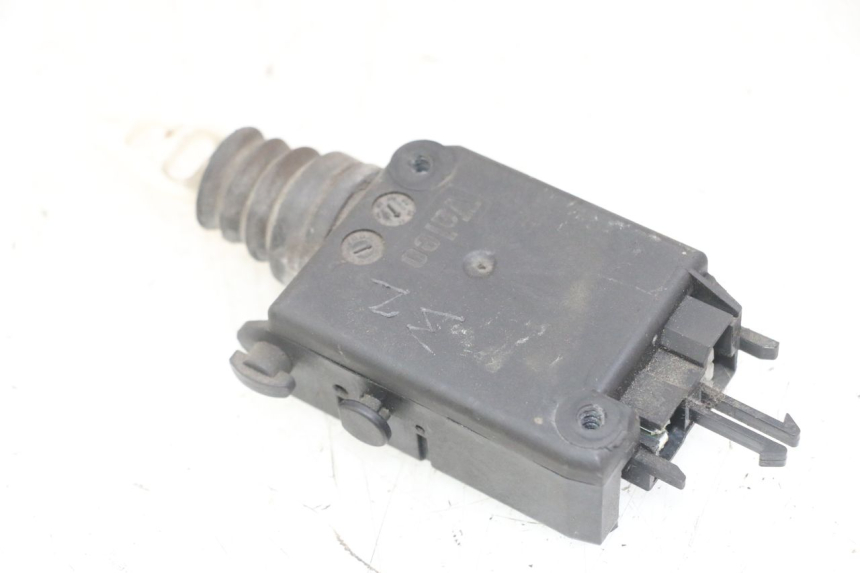 photo de SITZBANKSCHLOSS MOTOR  PEUGEOT SATELIS 125 (2013 - 2018)