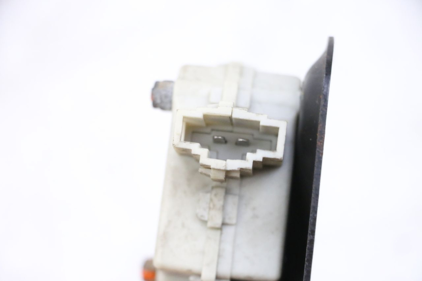 photo de SITZBANKSCHLOSS MOTOR  PIAGGIO VESPA GTS SUPER IE 125 (2009 - 2016) - Alternative Perspektive