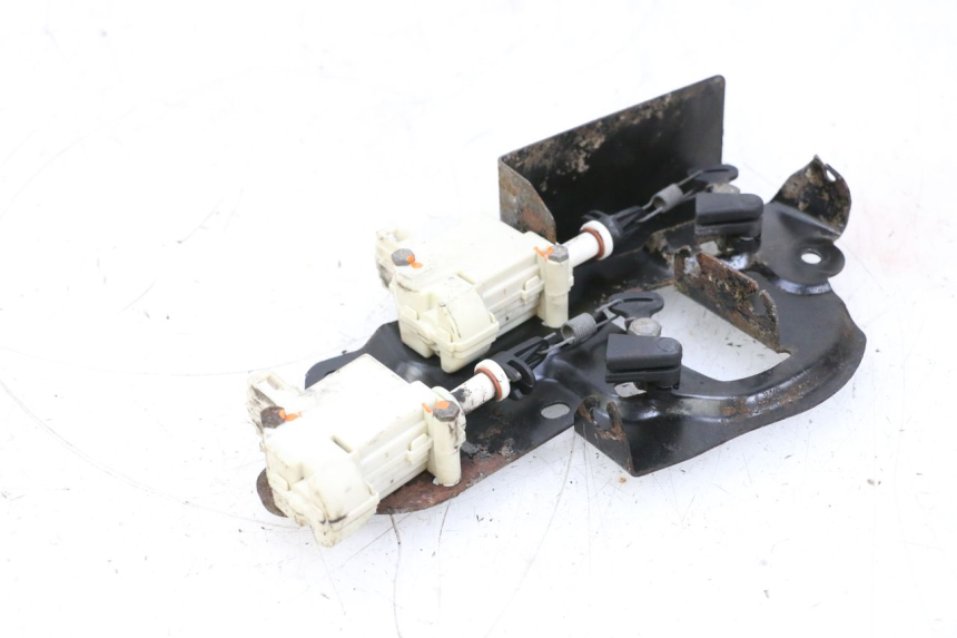 photo de SITZBANKSCHLOSS MOTOR  PIAGGIO X8 125 (2004 - 2007) - Technische Nahaufnahme