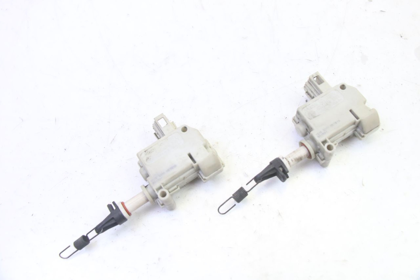 photo de SITZBANKSCHLOSS MOTOR  PIAGGIO XEVO - X EVO 125 (2007 - 2016)