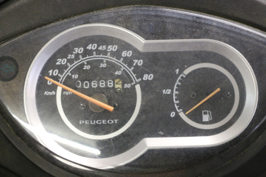 photo de MOTOR PEUGEOT TWEET 4T 50 (2014 - 2019)