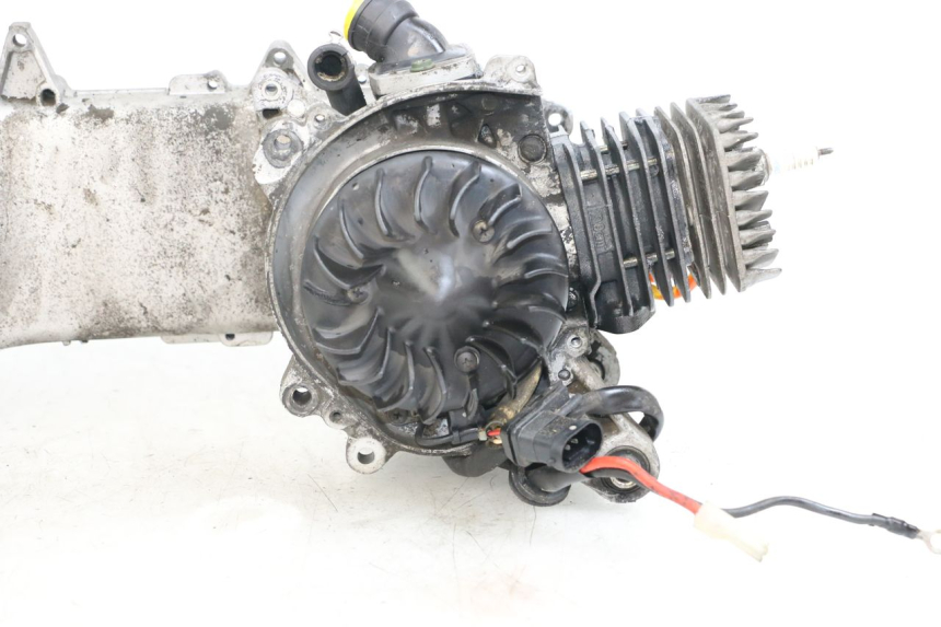photo de MOTOR PIAGGIO FLY 2T 50 (2004 - 2017)