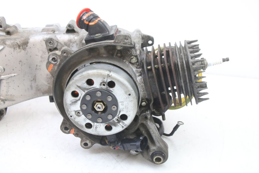 photo de MOTOR PIAGGIO ZIP 2T 50 (2009 - 2019)