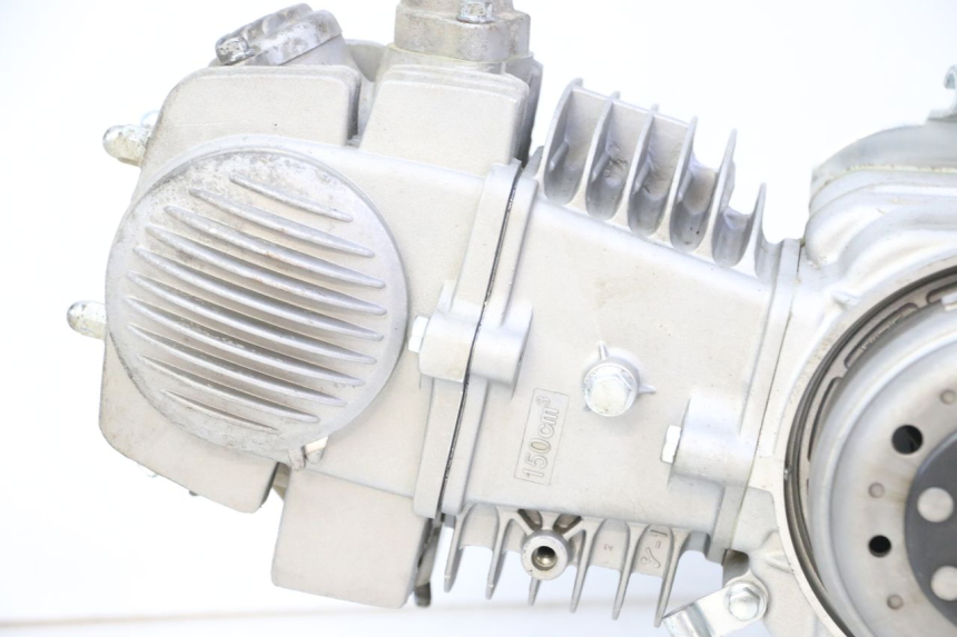 photo de MOTOR APOLLO RFZ 150